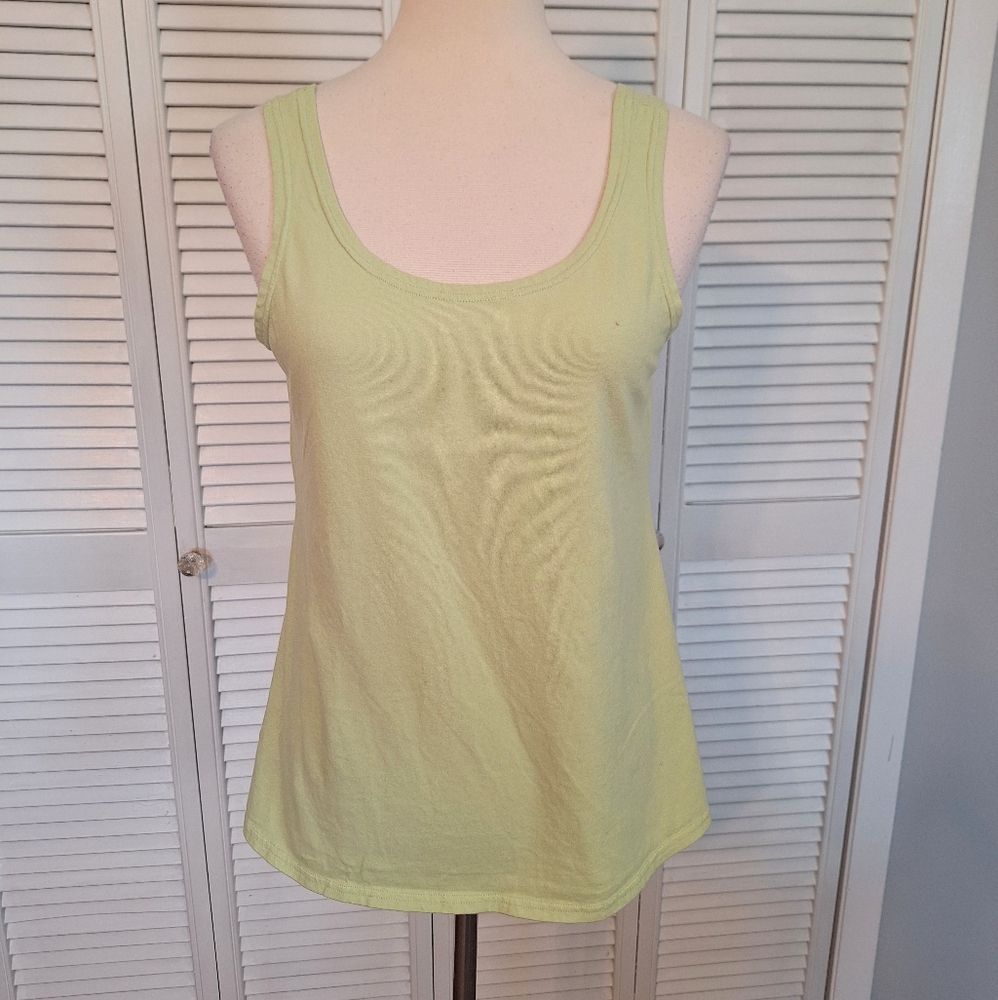 Cut Loose Light Green Tank Top LG NWOT *D3